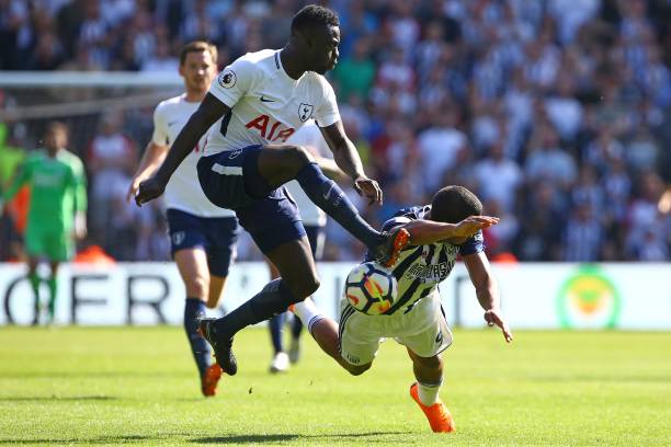 期舉行並不 期舉行並不